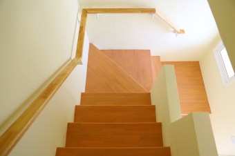 階段をリフォームする予算の相場