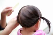【ママ必見】女の子のヘアアレンジ、スタイリング剤を使うならどれ？