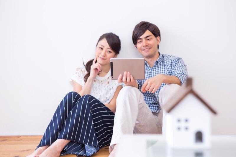 「同棲する時の家賃は、収入の何割にした？」17人の体験談の画像01