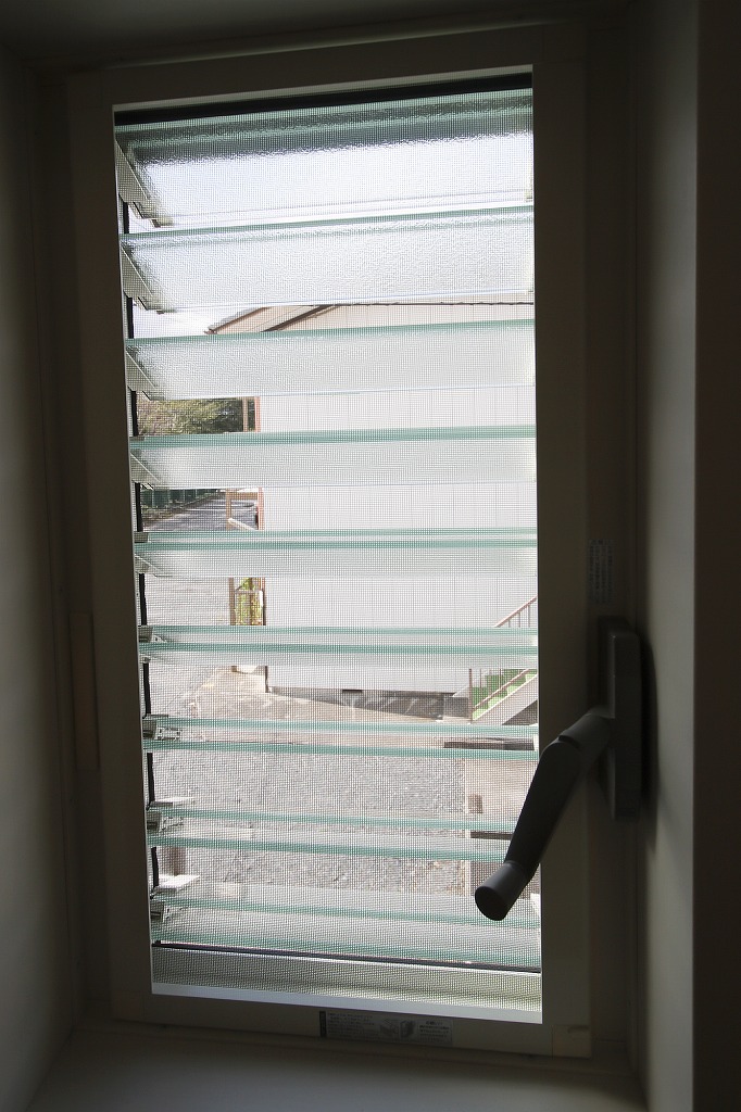 ルーバーはフェンスや窓、雨戸に最適？満足度や本音に迫る【インスタ実例付き】の画像06