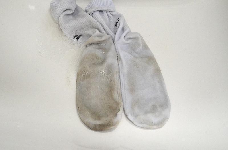 オキシクリーンで洗濯してみた 靴下の泥汚れも力いらずで驚きの漂白洗浄力 ニフティ不動産