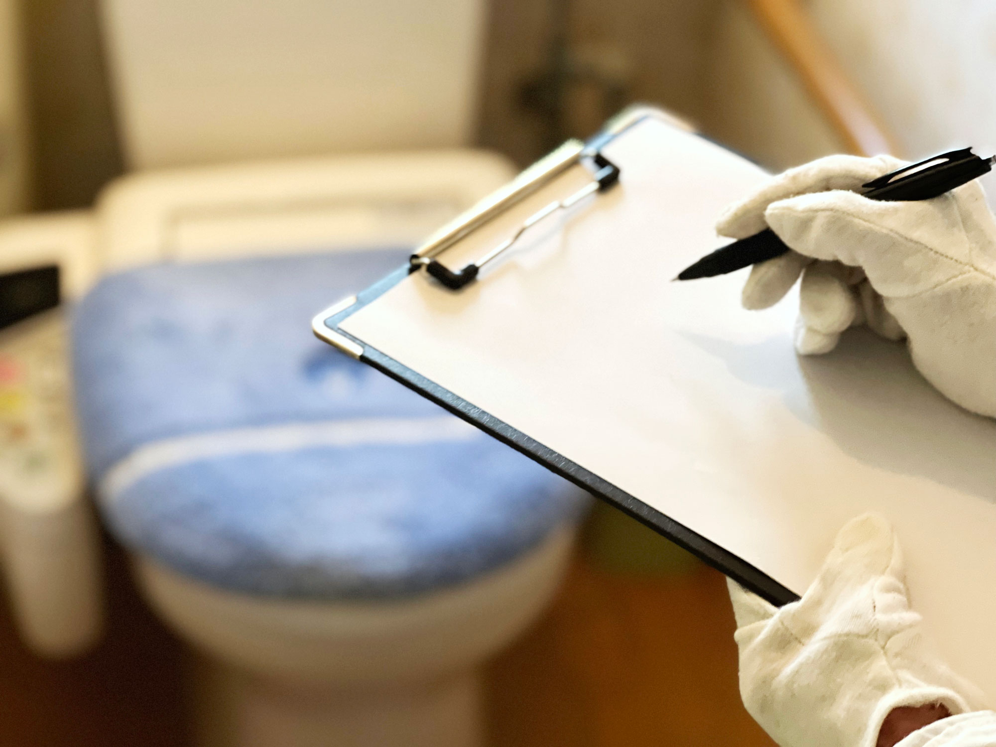 【ズボラさん必見】トイレ掃除の正しいやり方・簡単に汚れを落とす方法を解説の画像07